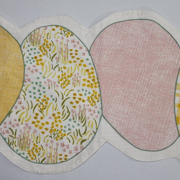 Easter Egg Spring Theme Fabric Table Runner - Picture 4 of 12